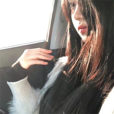 妮可睡不著